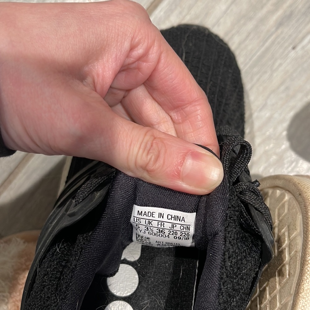 Adidas Ultraboost Sneaker View 3